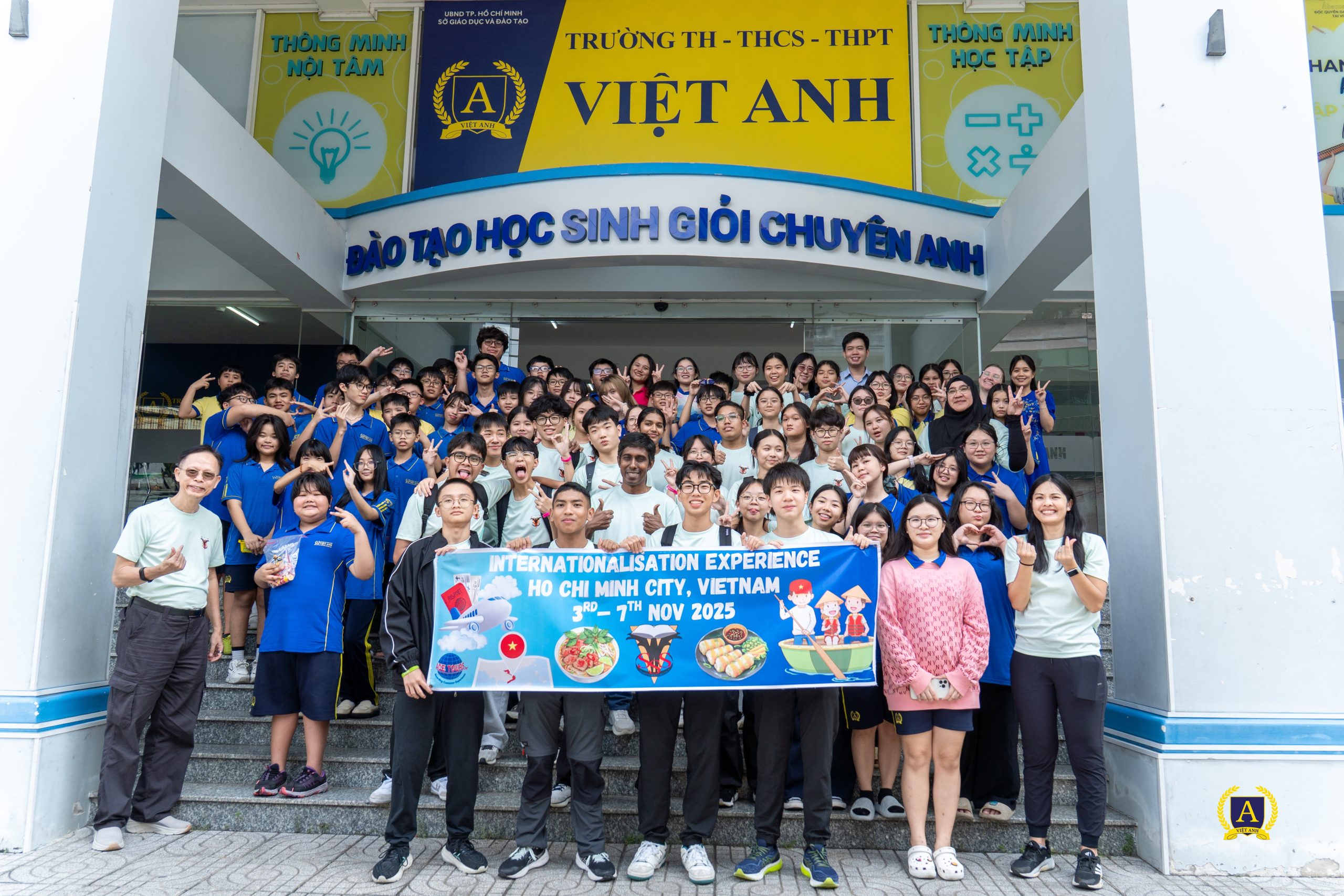 Học sinh Trường Việt Anh