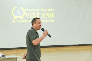 giá trị sống trong giáo dục giúp trẻ phát triển lãnh đạo bản thân